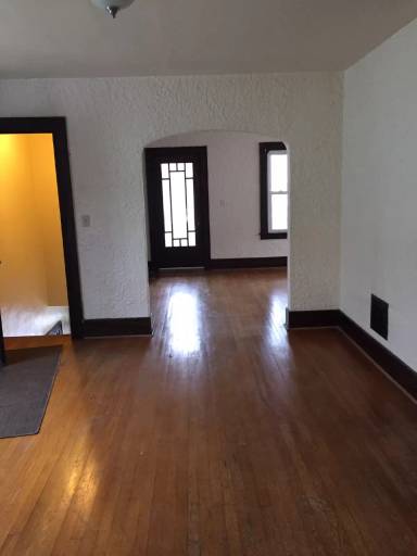 Main picture of 822-824 Avery Ave