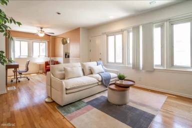 Main picture of 9016-9024 Reading Ave