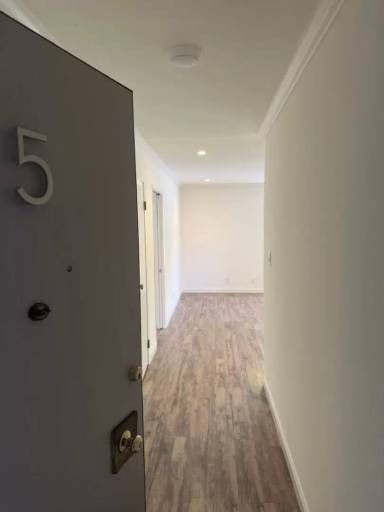 Main picture of 565 Chestnut St