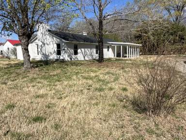 Main picture of 2141 Georgetown Rd