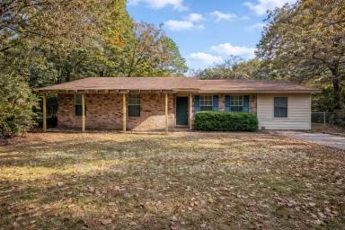 Main picture of 5720 Reinke Dr