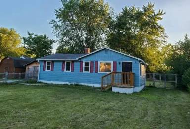 Main picture of 2994 Clover Dr