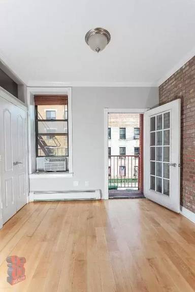 Main picture of 42 Avenue B