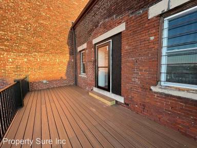 Main picture of 919 1/2 15th St