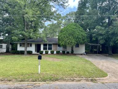 Main picture of 2017 Pearl Ave