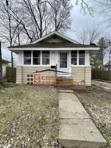Main picture of 2561 Tyrone St