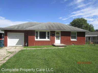 Main picture of 1208 S Fullhart Dr