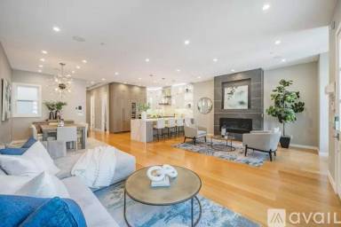 Main picture of 289 3rd Ave