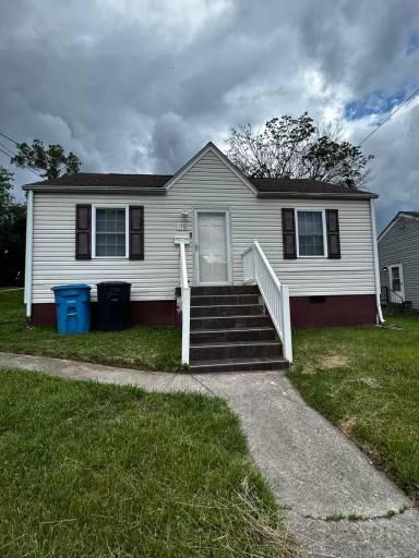 Main picture of 1712 Wayne St NE