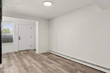 Main picture of Midtown Plaza Apartments