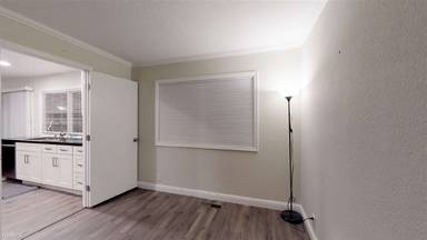 Main picture of 398 Grandpark Cir