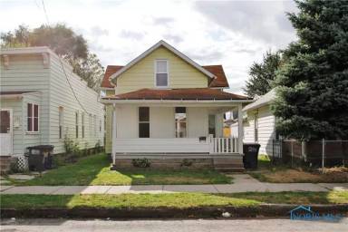 Main picture of 738 White St