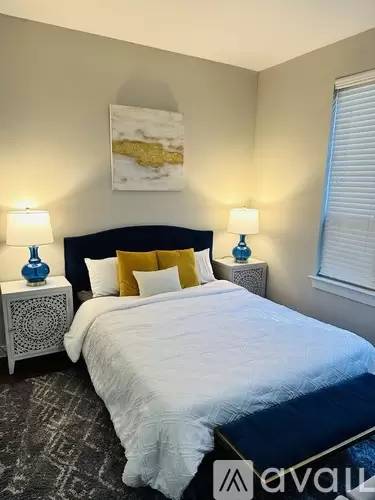 Main picture of 1800 Broadway St Apartments