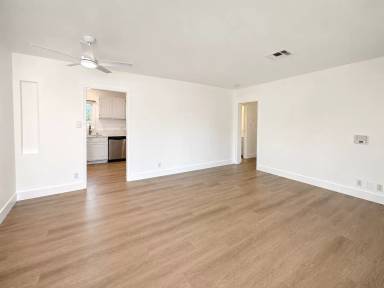 Main picture of 917 N Mariposa St