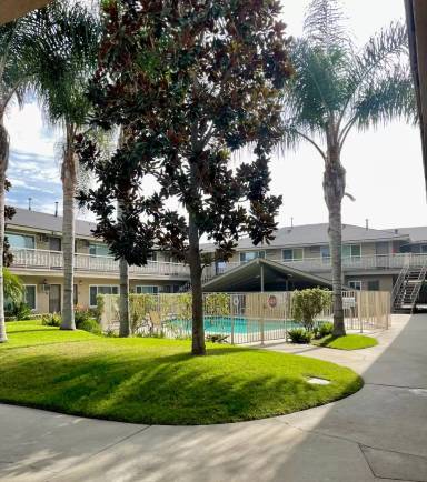 Main picture of Los Olivos Apartments