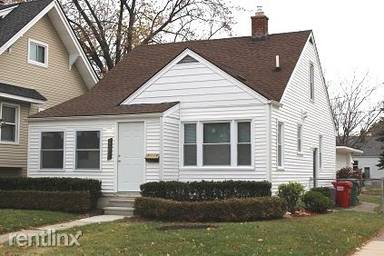 Main picture of 22402 Brittany Ave