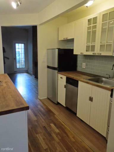 Main picture of 687 Lincoln Pl