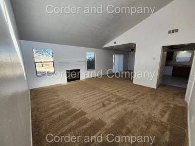 Main picture of 2261 Green Lake Rd NE