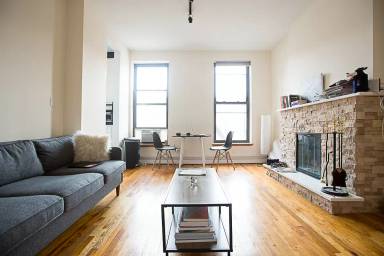 Main picture of 556 4th Ave