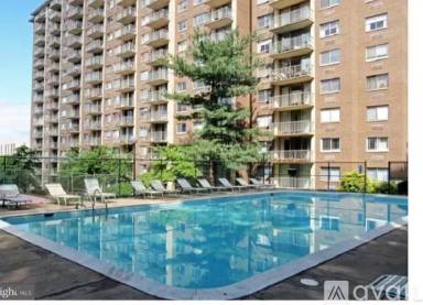 Main picture of Hunting Creek Club Condominiums