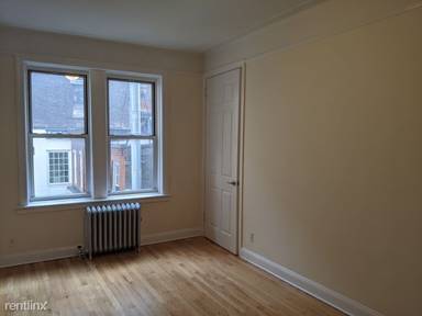 Main picture of 117 W 13th St
