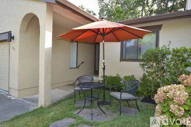 Main picture of 222 Vista Ct