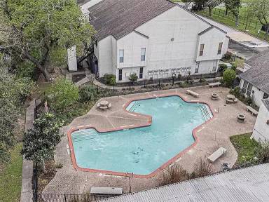 Main picture of Berkley Court Condominiums