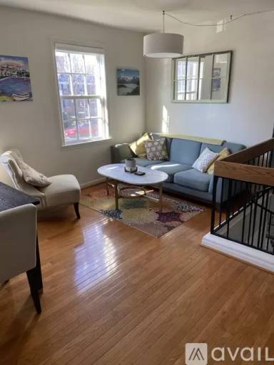 Main picture of 1301 E Abingdon Dr