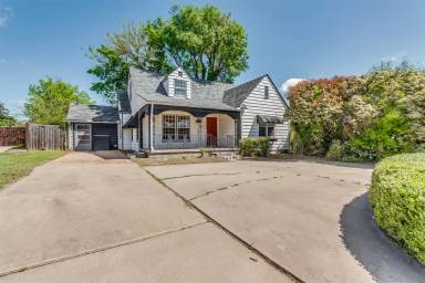 Main picture of 1107 NW Ash Ave