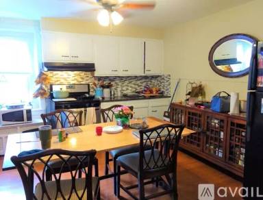 Main picture of 165 Levering St