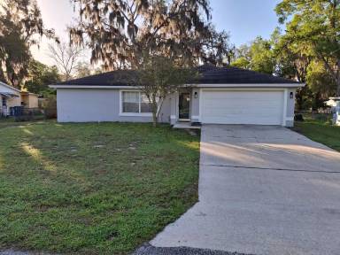 Main picture of 84 Melodie Ln