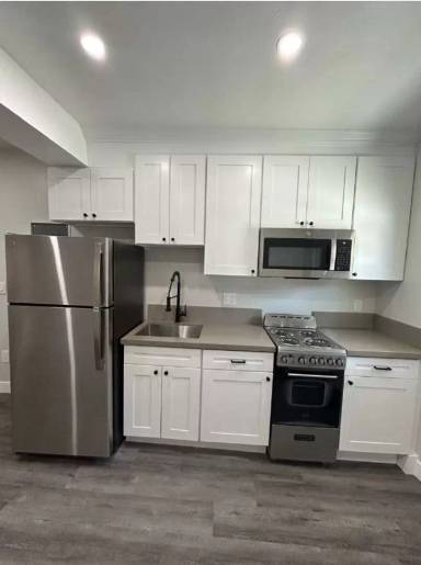 Main picture of 4149 Wabash Ave