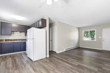 Main picture of 7942 SE Clackamas St