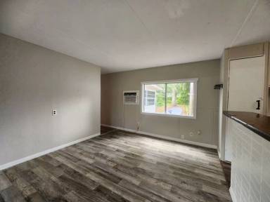 Main picture of 1920 SE 188th Ave