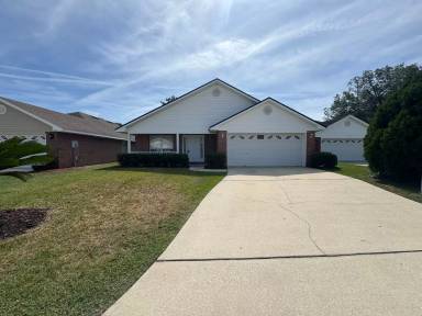Main picture of 7557 Cliff Cottage Dr
