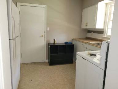 Main picture of 1439 Foye Ave