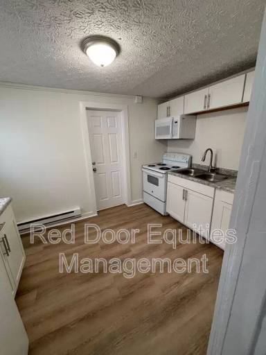 Main picture of 522 N High St