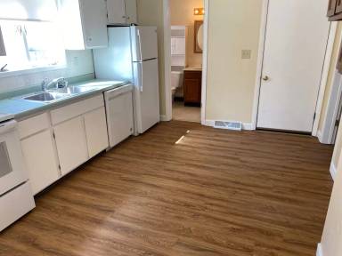 Main picture of 1702 Roosevelt St