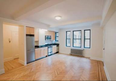 Main picture of 210 East 68th street Apartments