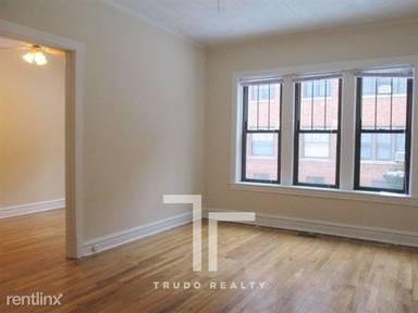 Main picture of 620-30 W Cornelia Ave