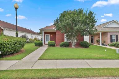 Main picture of 440 Autumn Glen Cir