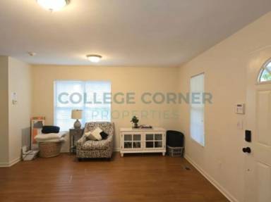 Main picture of 1024 Ranch Dr