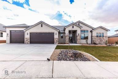 Main picture of 3340 E Barrel Roll Dr