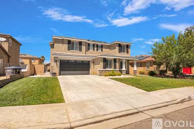 Main picture of 1249 Wellington Dr