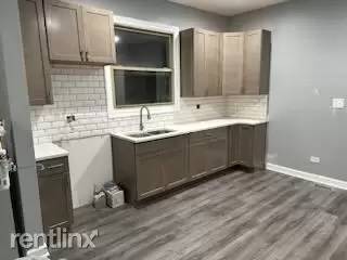 Main picture of 7316 S Maryland Ave