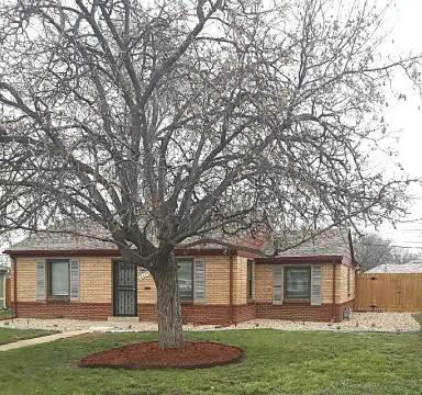 Main picture of 2630 Olive St
