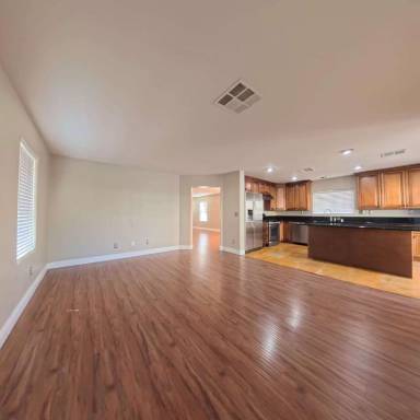 Main picture of 6593 Sunset Pines St