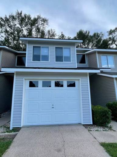 Main picture of 160 Woodfield Pl
