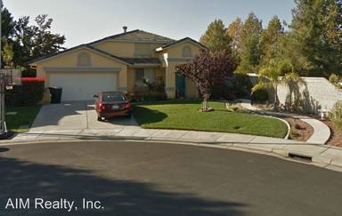 Main picture of 37 White Birch Ct