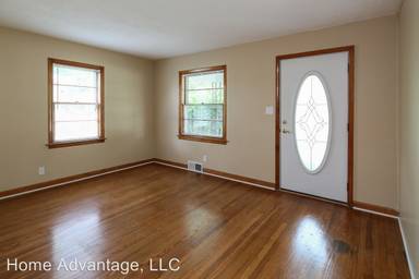 Main picture of 4440 Esther Ave